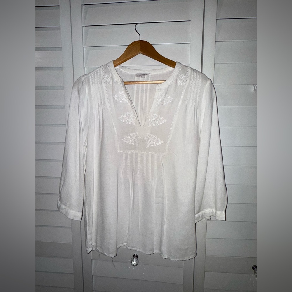 Elegant White Embroidered Blouse